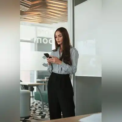 郝茵国